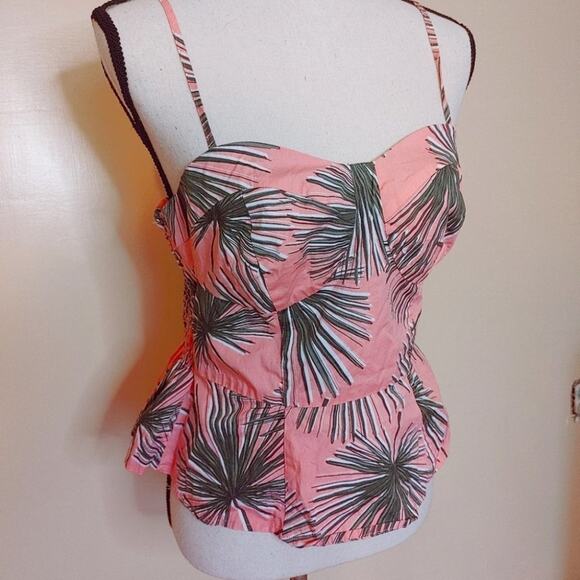A New Day Size Medium Pink Green Palm Cropped Peplum Summer Beach Vacation Top - Picture 1 of 12